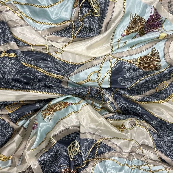 Pack of 2 Large Satin Scarves - Picture 3 of 3